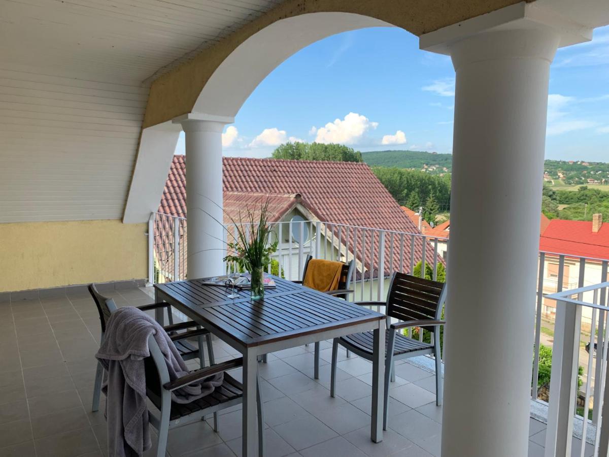 Lilium Villa Hévíz Exteriör bild